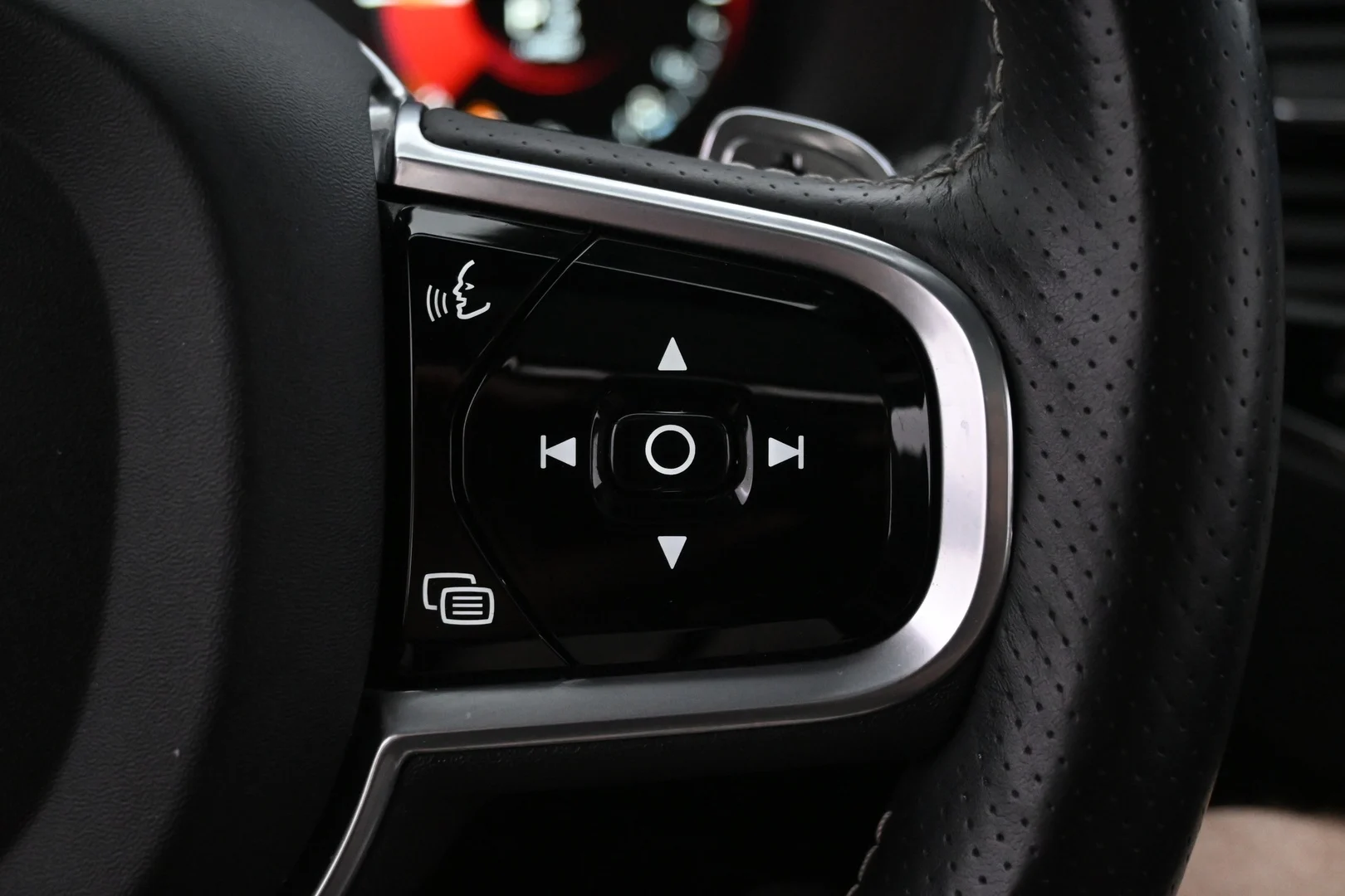 Car Image - 3G7DOvFCMcKR7GGWDRfz8z