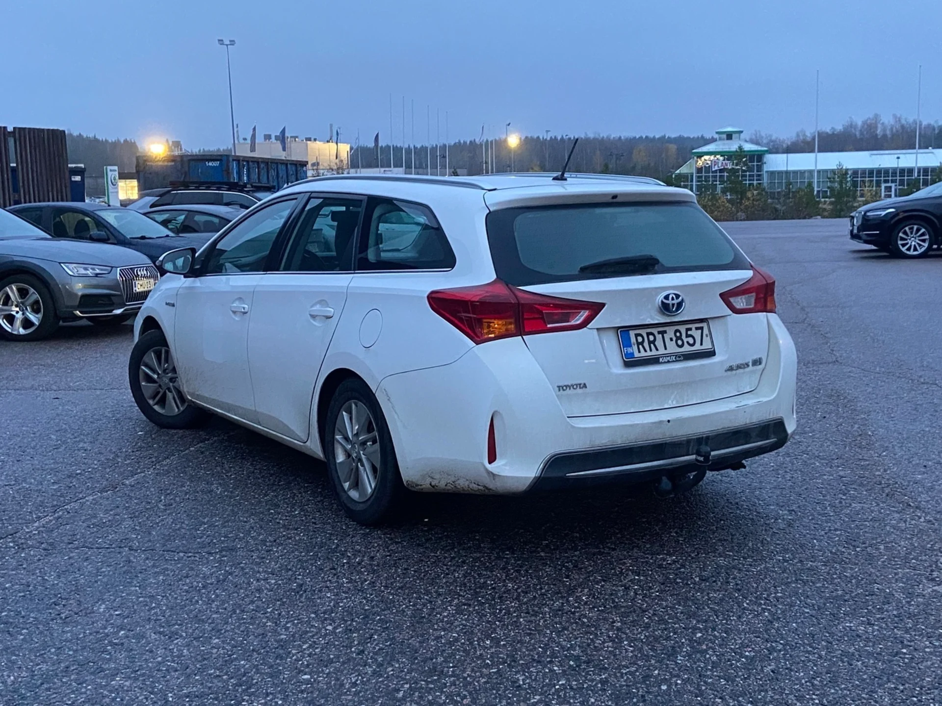 Car Image - 1nnOLEFi48ZqWjaOwQsjk9