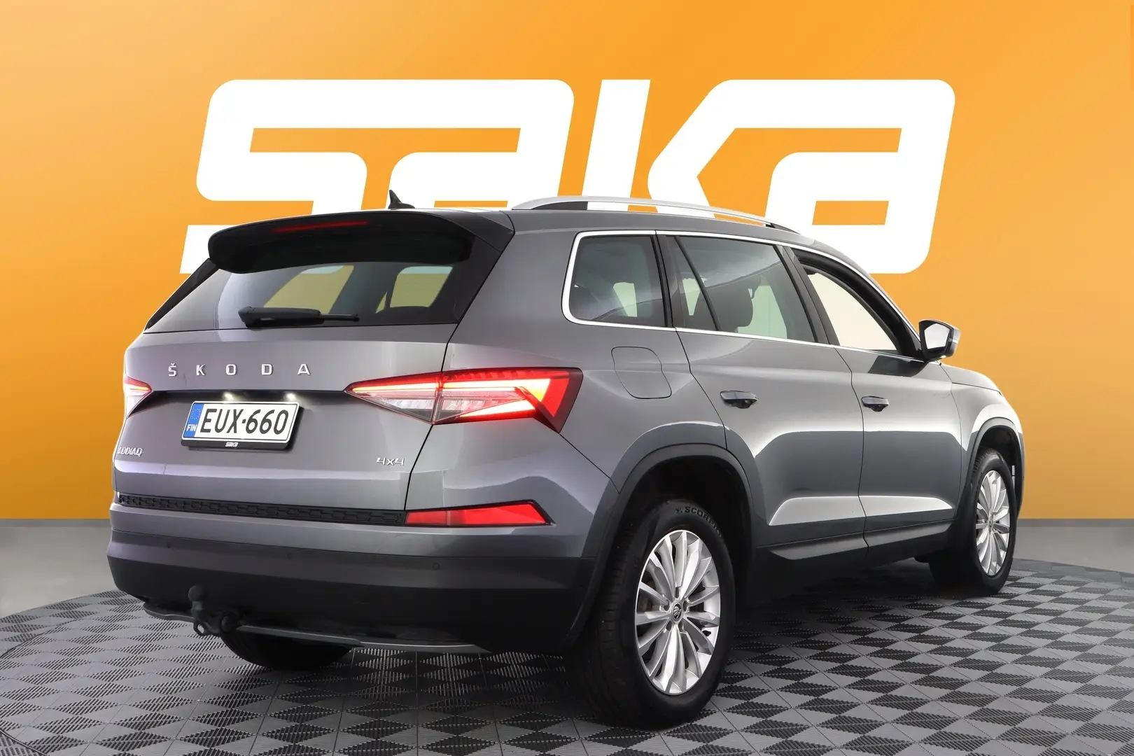 Car Image - 3LAWRwdhqbfCFBoOXEwq5b