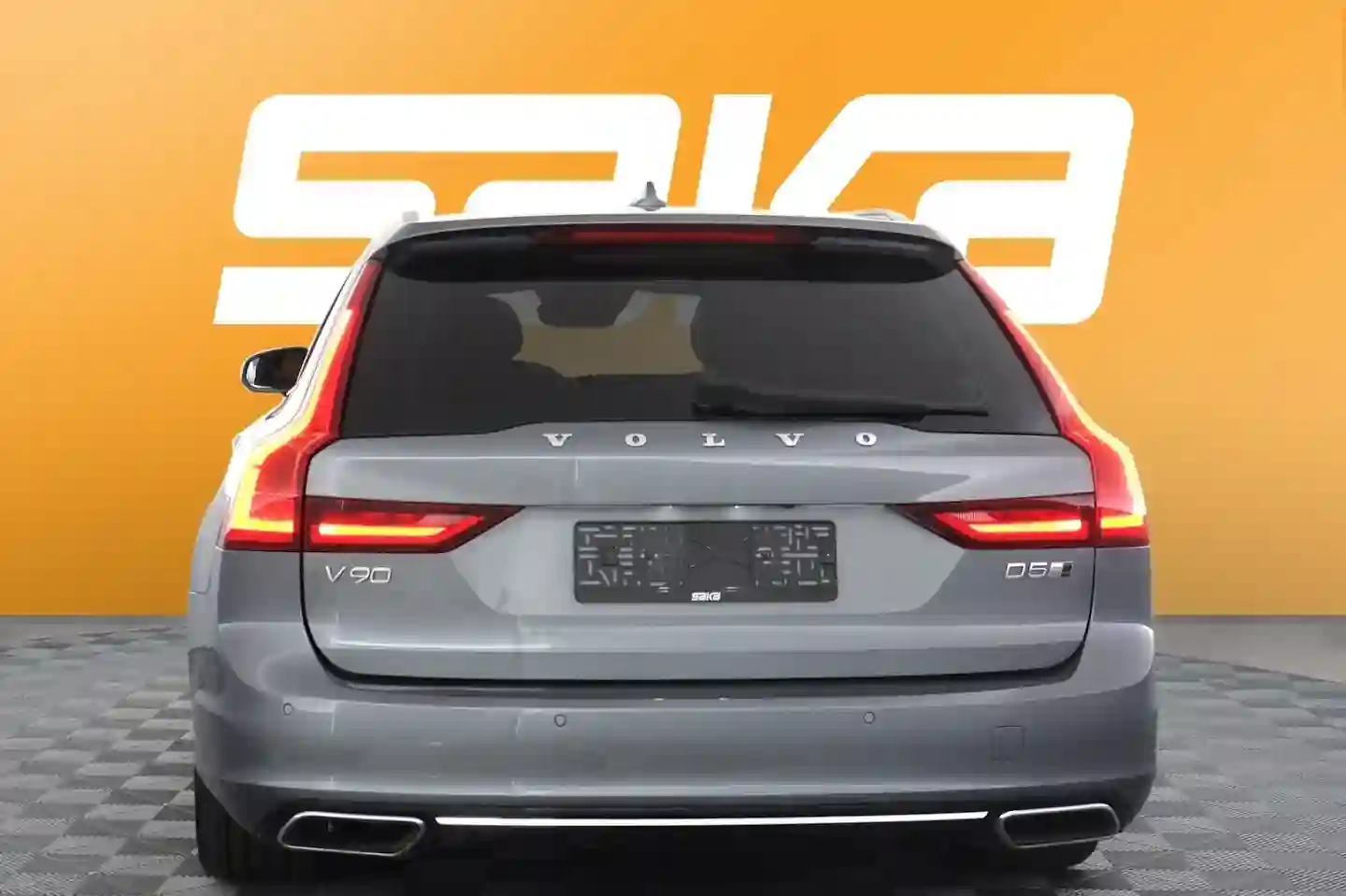 Car Image - 2kLJpdTRPefS0qQVbxAGRg