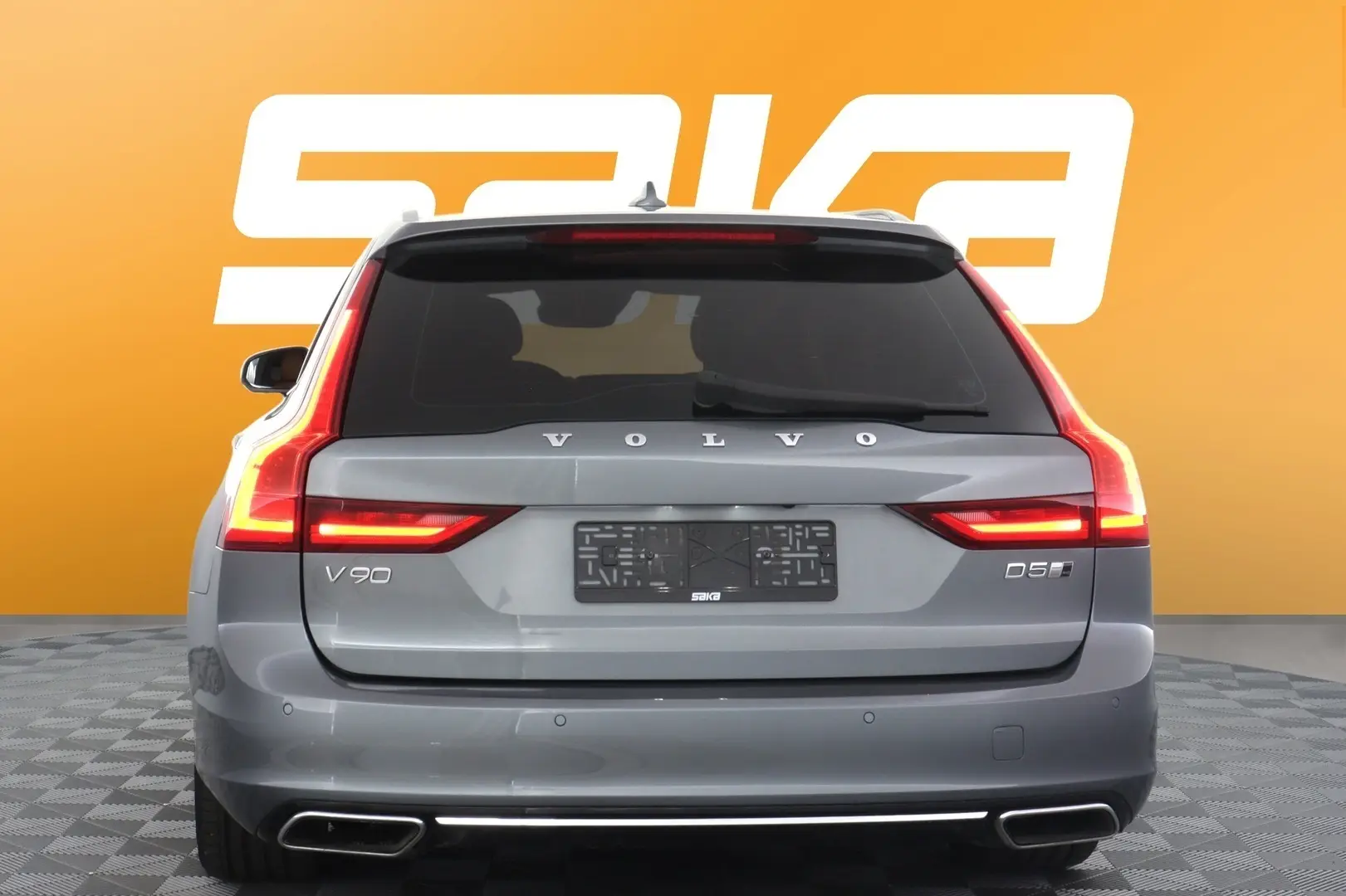Car Image - 2kLJpdTRPefS0qQVbxAGRg