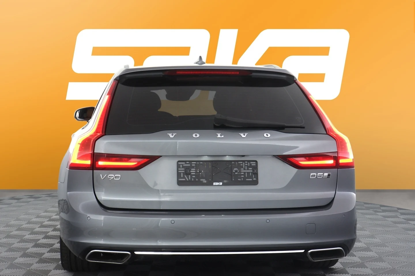 Car Image - 2kLJpdTRPefS0qQVbxAGRg