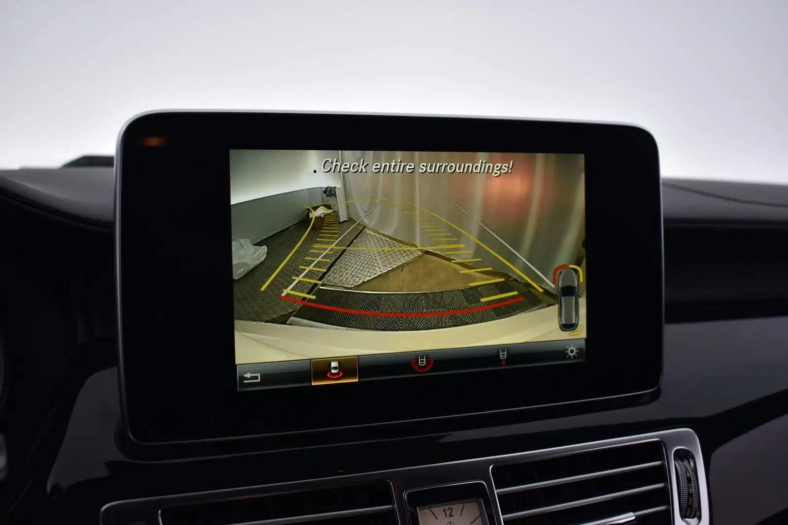 Car Image - mVR9odQt4c6ElLhBcWNBQ