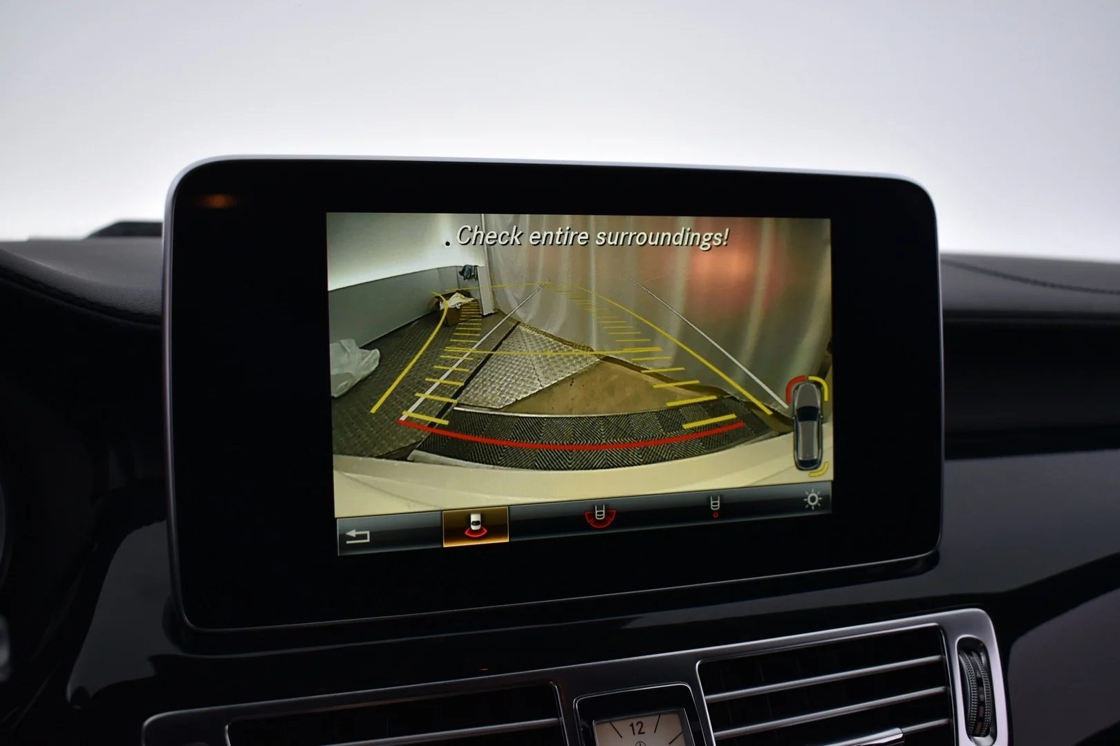 Car Image - mVR9odQt4c6ElLhBcWNBQ