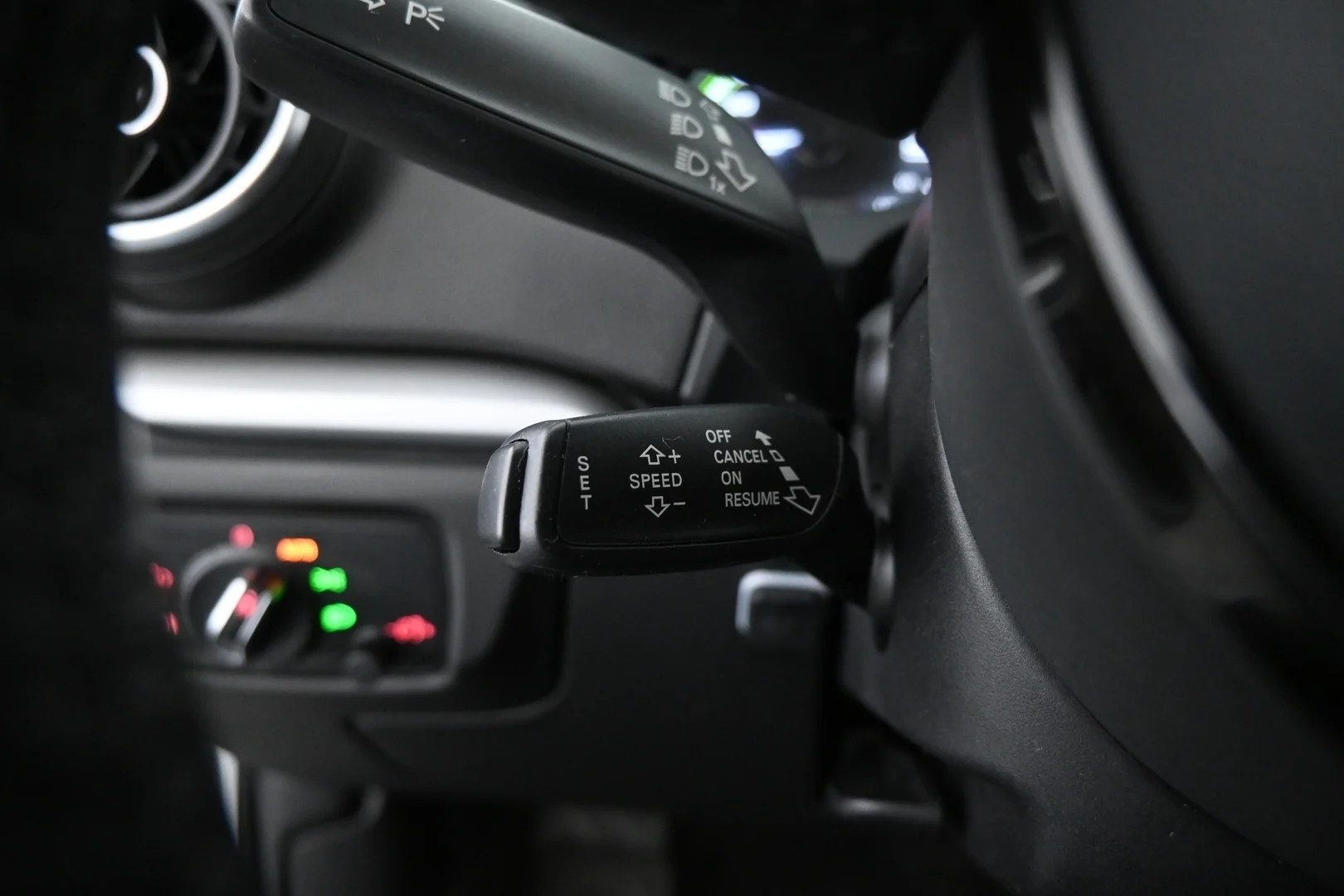 Car Image - 4vKMEcJjngUPCVDwuQT2si