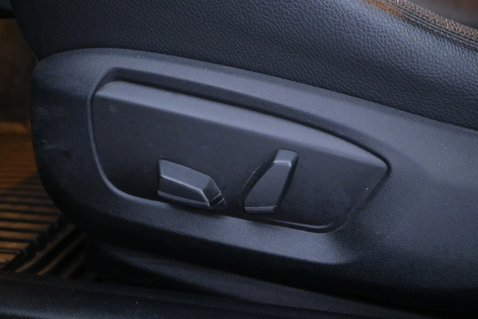 Car Image - 5rKLE0ywY21gE6GvI7iHgu