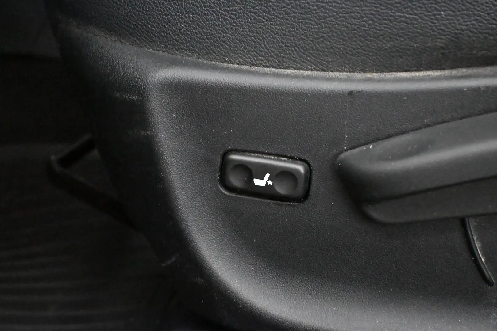 Car Image - 1JTua0WKyYXQOICsOllRMv