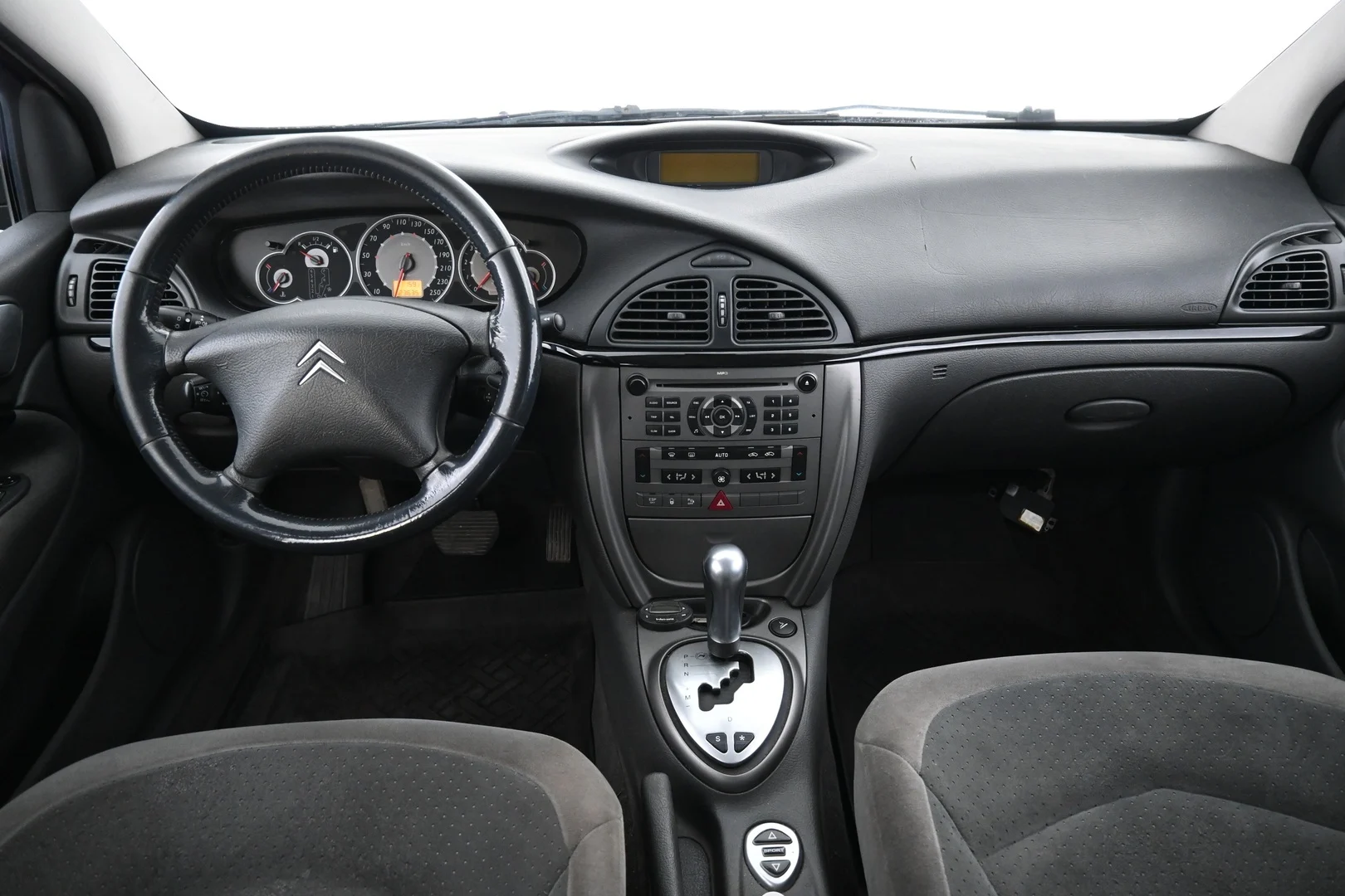 Car Image - 2eUGBAzQQWw8mq0qsVTG3n