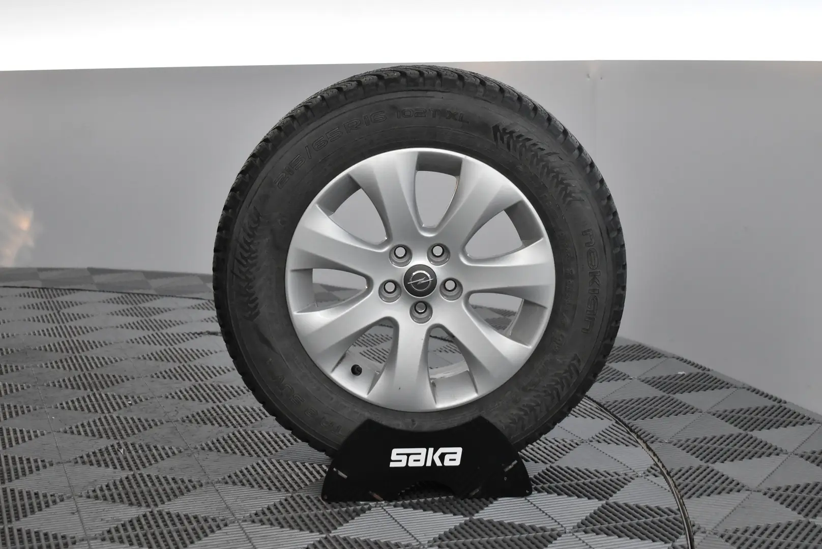 Car Image - 24xWJ4jls4gyAIPV4un2yt