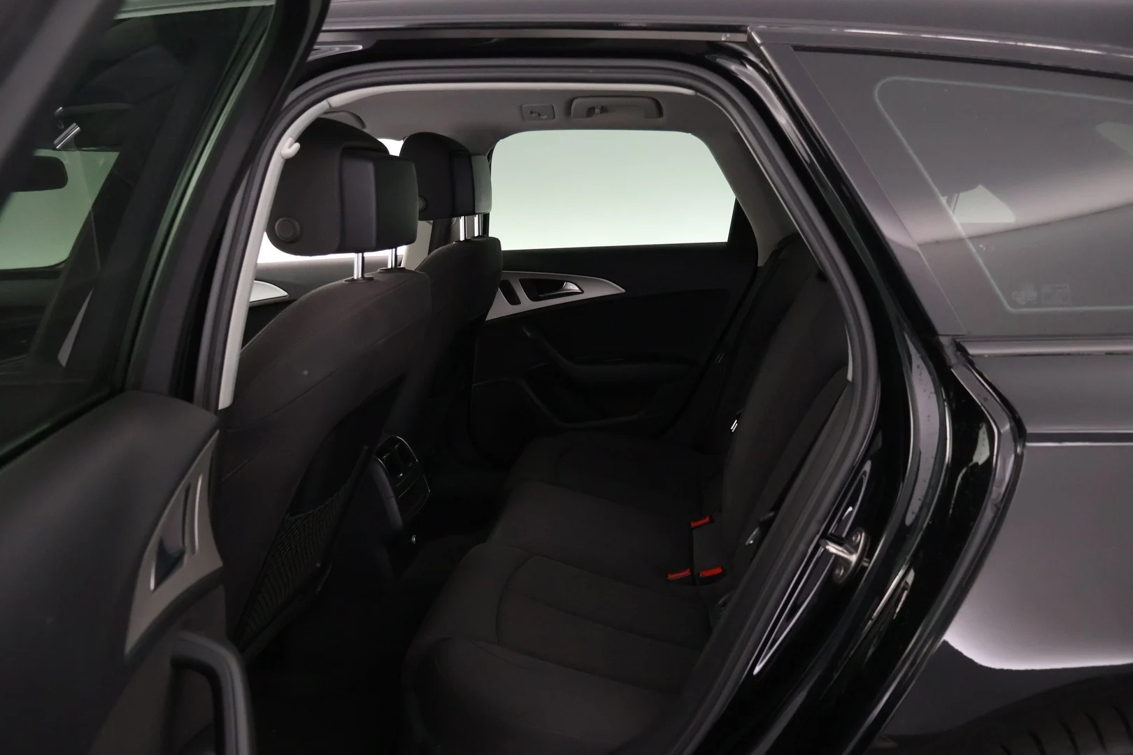 Car Image - 37jZzAKUCjlDXr88qj3yeQ