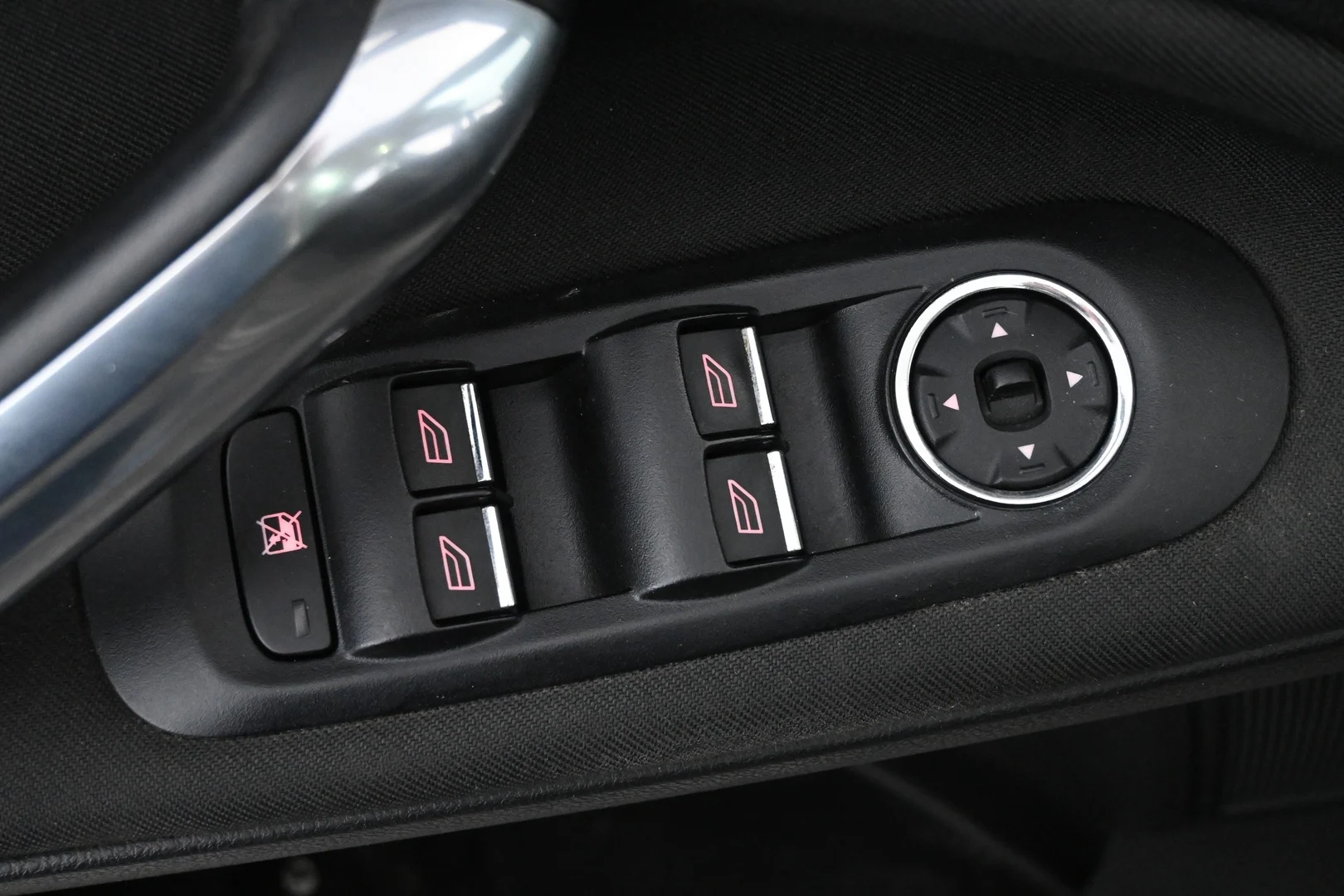 Car Image - 6PMAN7QL9bE4DOuUdZSn4F