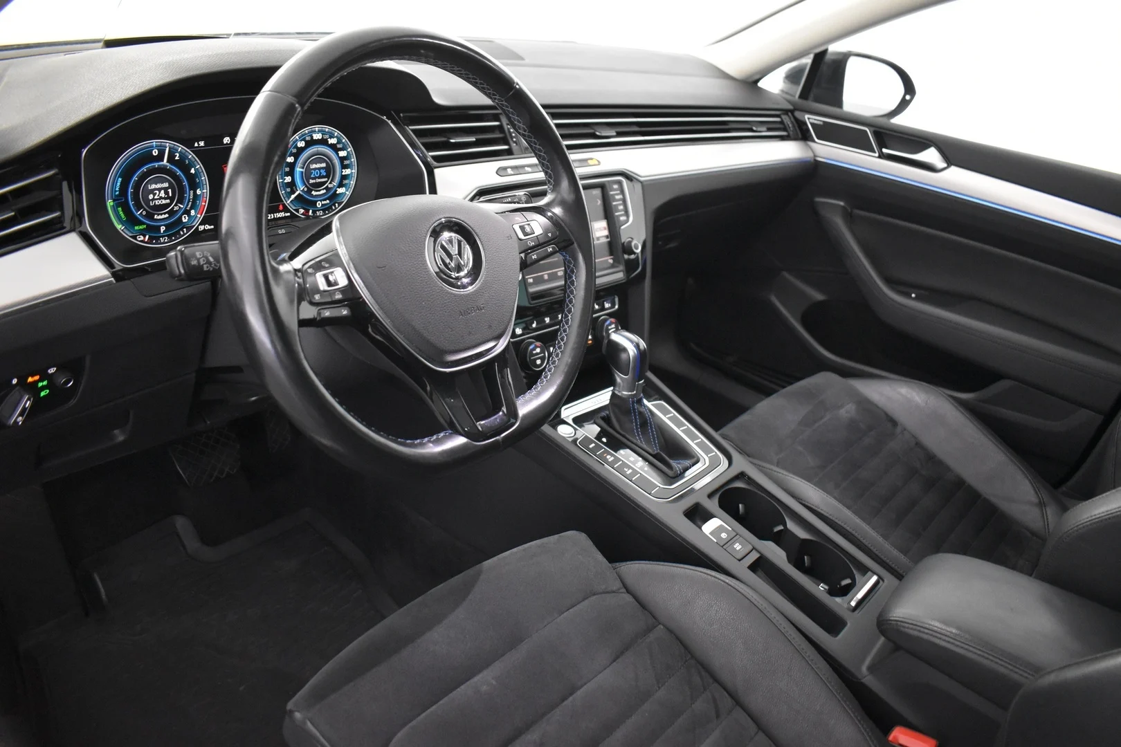 Car Image - 4Qg9Vp5gDcjX0lGTelXdDh