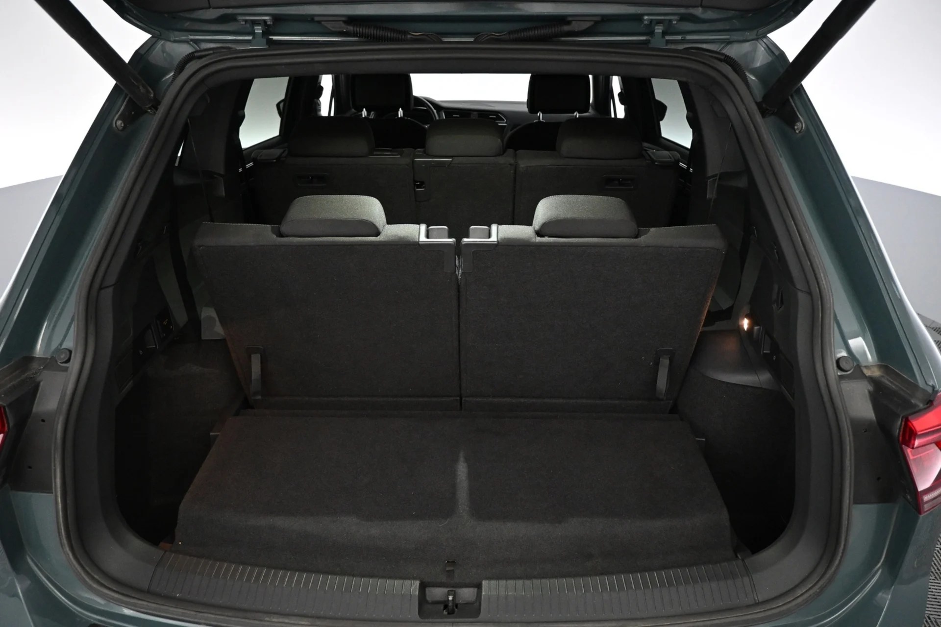 Car Image - 2rKD59vqn5oxNXq1qvcZZr