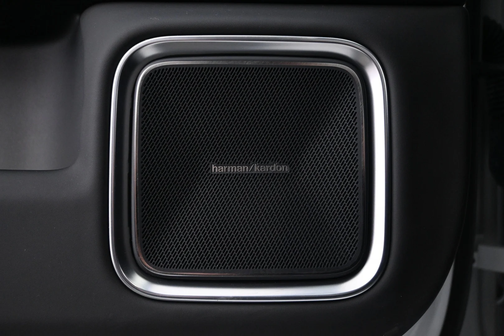 Car Image - rT3Ekj4rb01KgqQFVW6mW