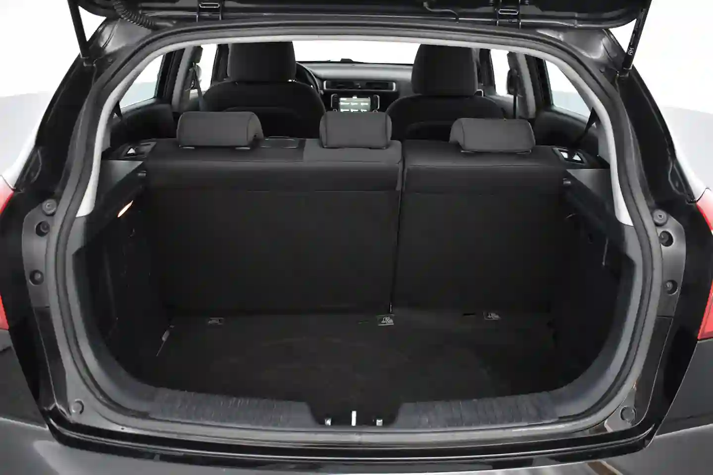 Car Image - 5d7n47yIxljRC3SmRYNeVe