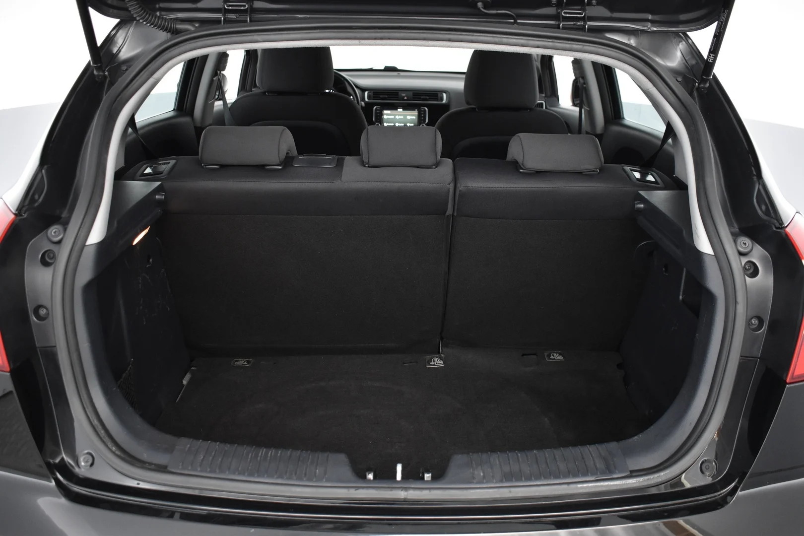 Car Image - 5d7n47yIxljRC3SmRYNeVe