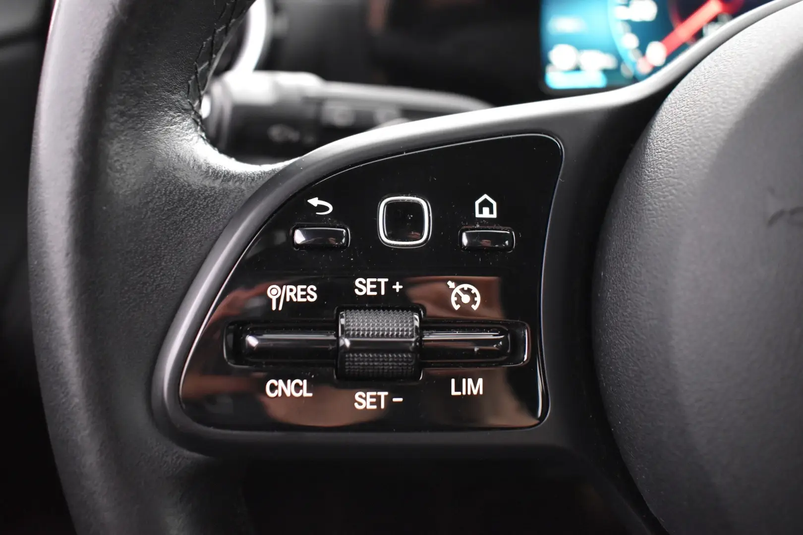 Car Image - 7xBrg9TAFgwee6vSedsALM