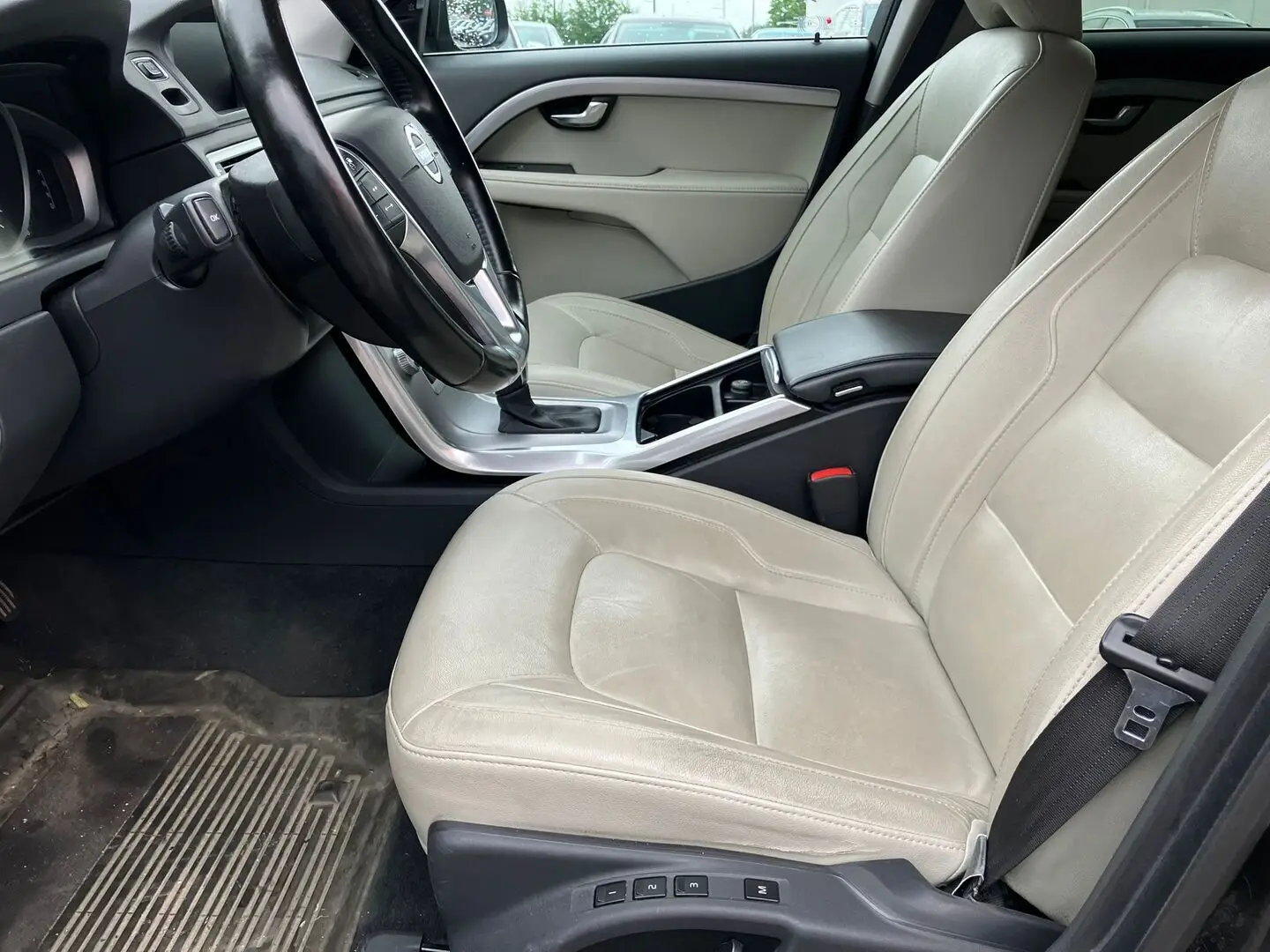 Car Image - 5vTzUlsUZ5kbbTnzjZ7pWg