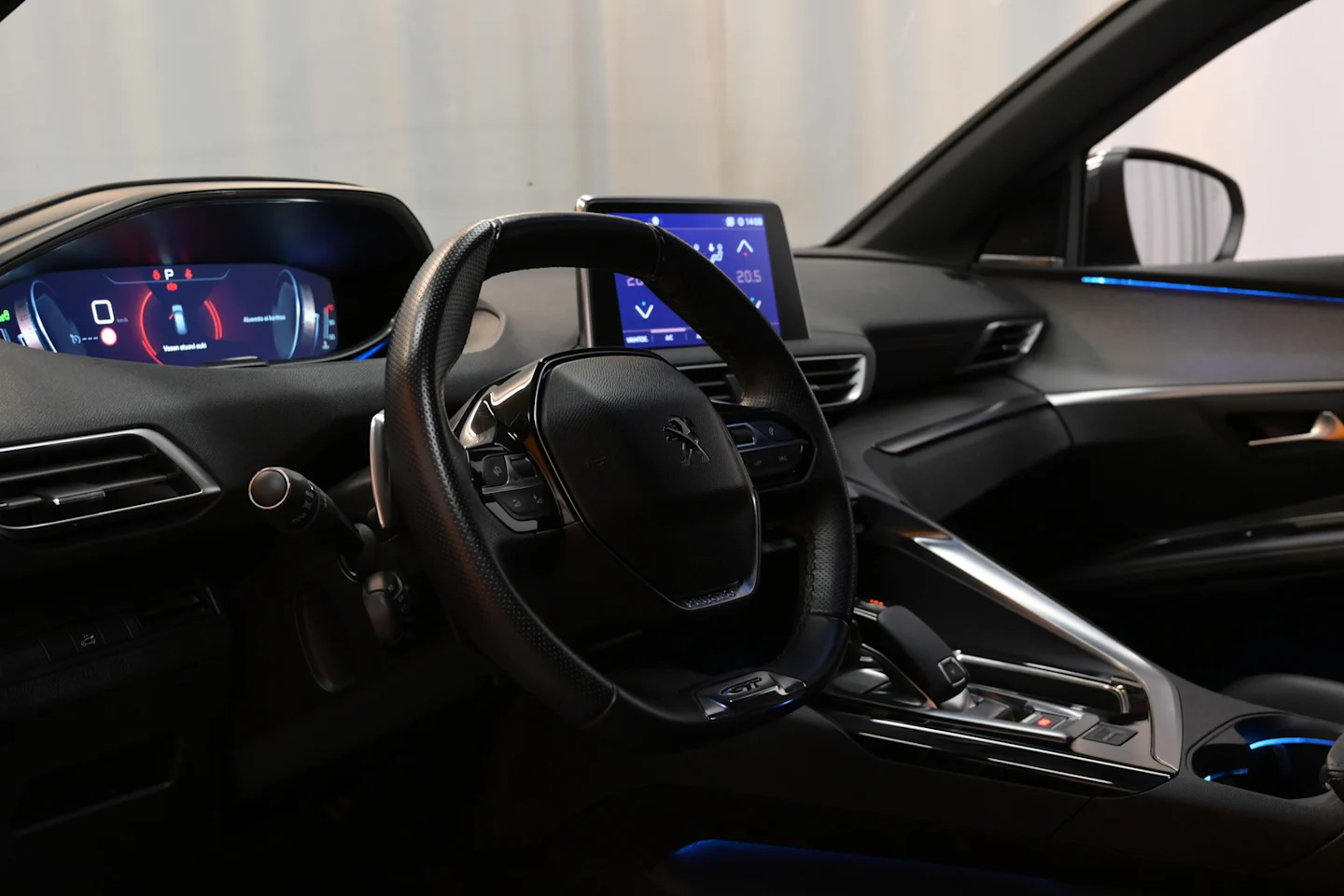 Car Image - 6OzM9BaLn2ZFmYSNowJ2ct