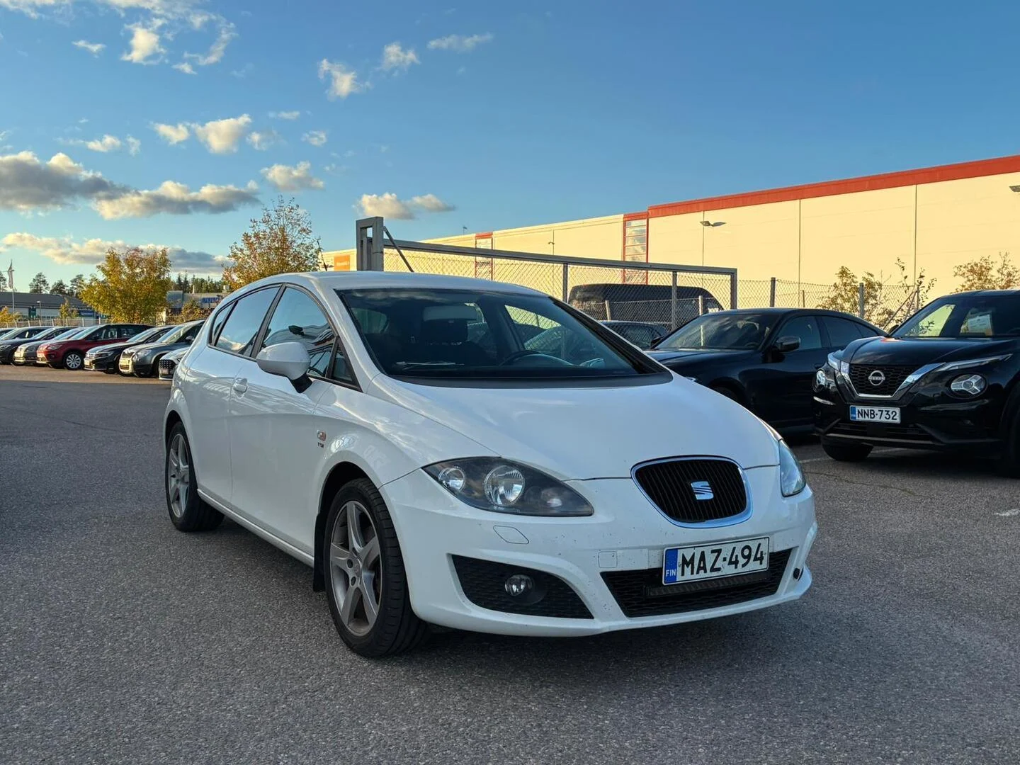 Car Image - 1luGWk98Ydj59KY4rwXeAr