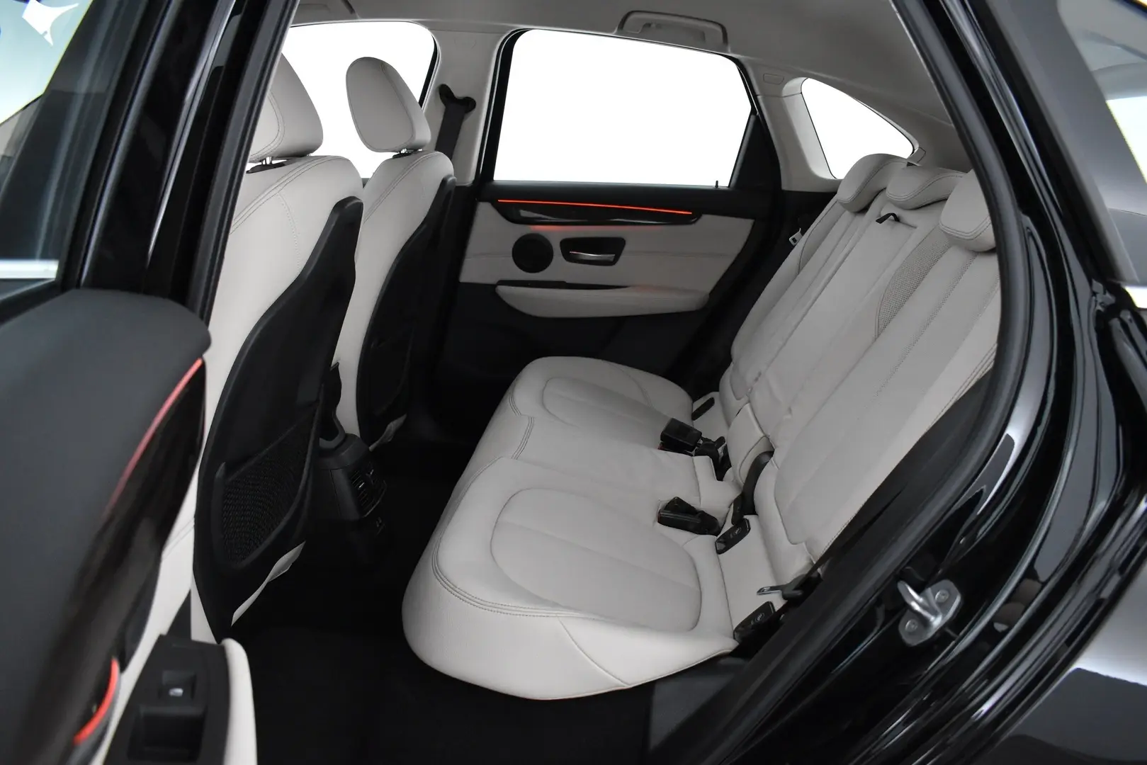 Car Image - 1jF1SrMTVBGobDWEWvVhKE