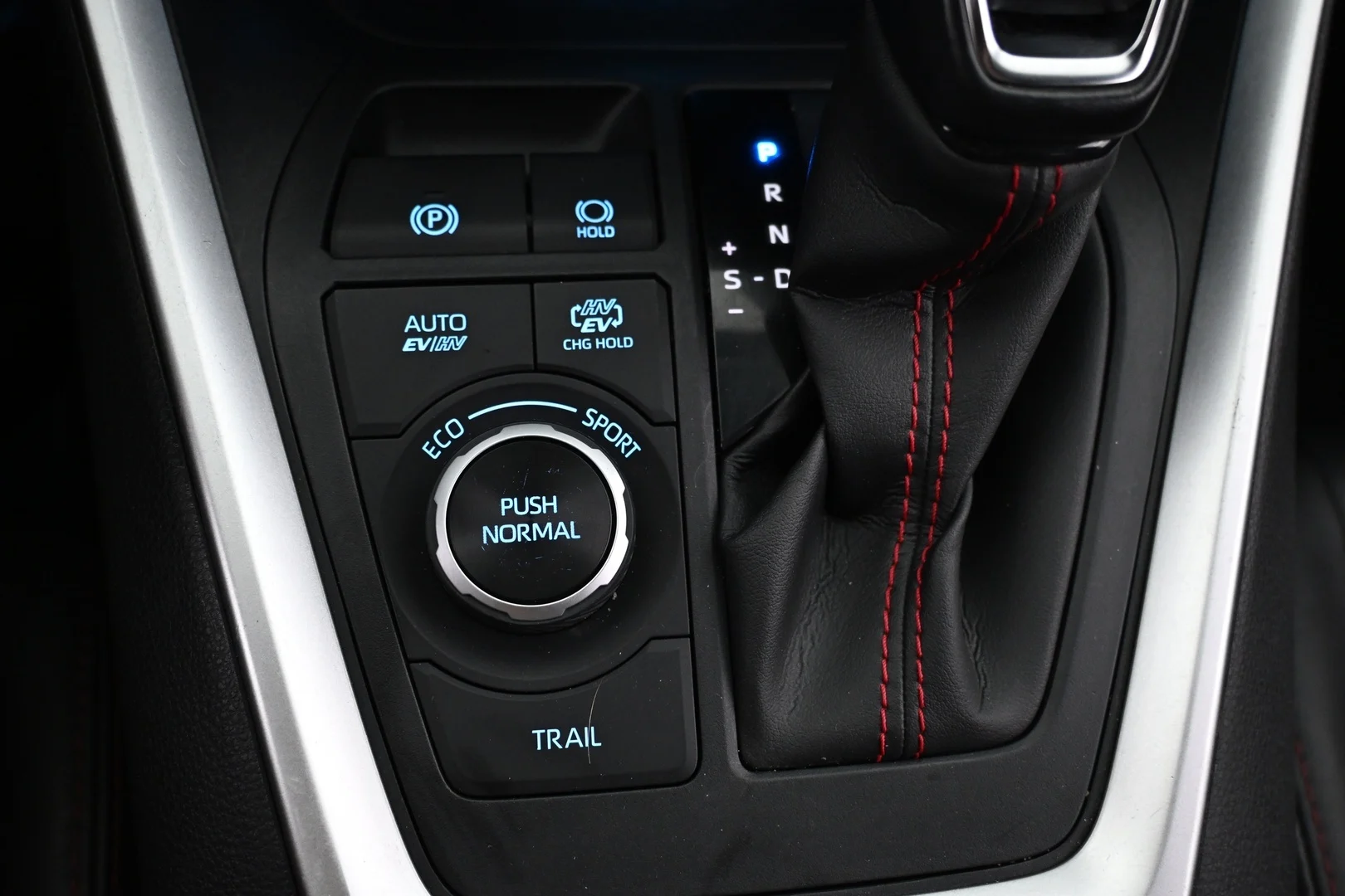 Car Image - 777McW7TEsKkFkiwHqbFCV