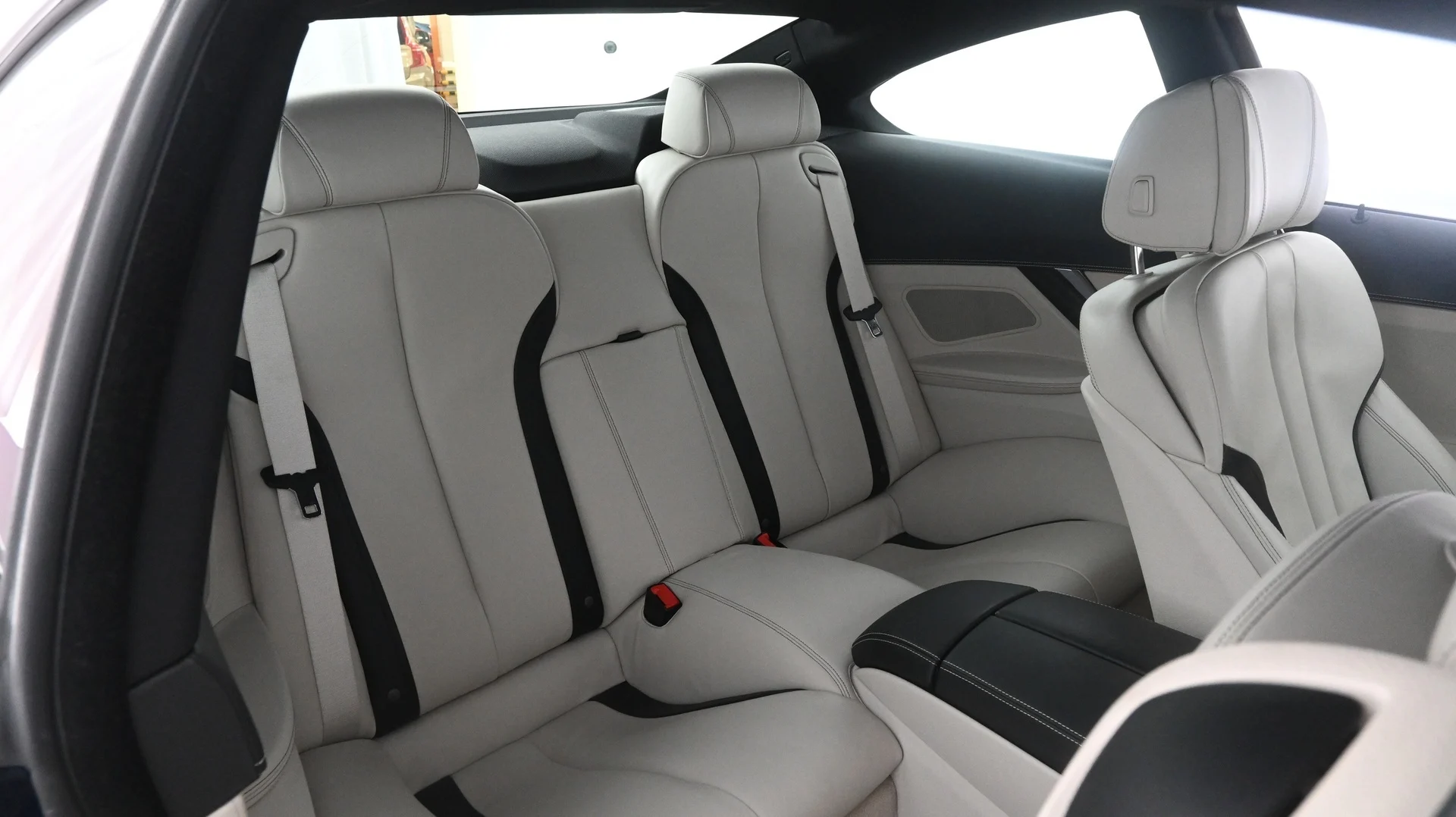 Car Image - 2KxGU6n3yRiYt79PdXljEY
