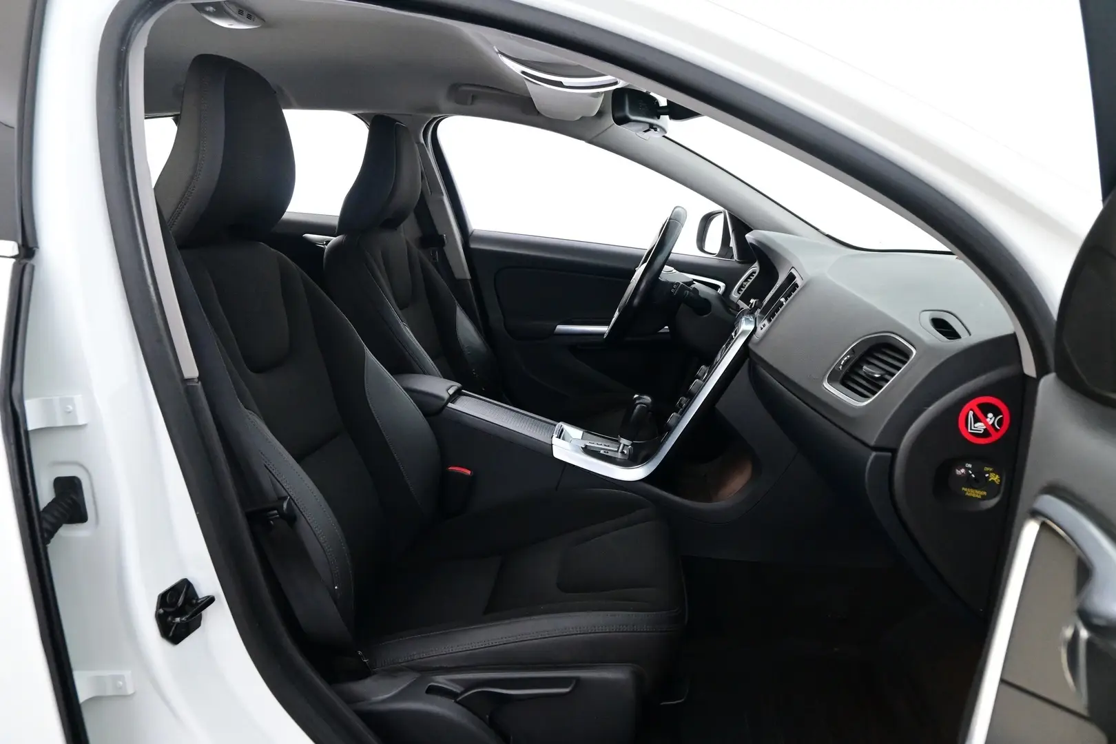 Car Image - 7JE65xhpk49zTVyfjTcIvy