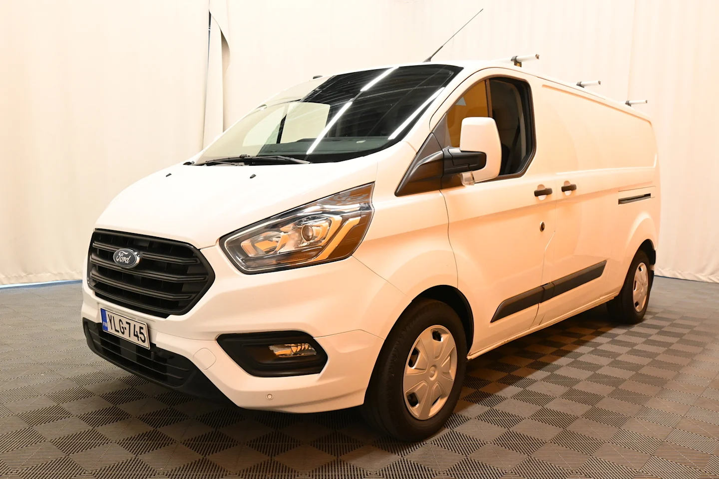 Car Image - 5MwT3QDM8uVDz46sdmDcDh