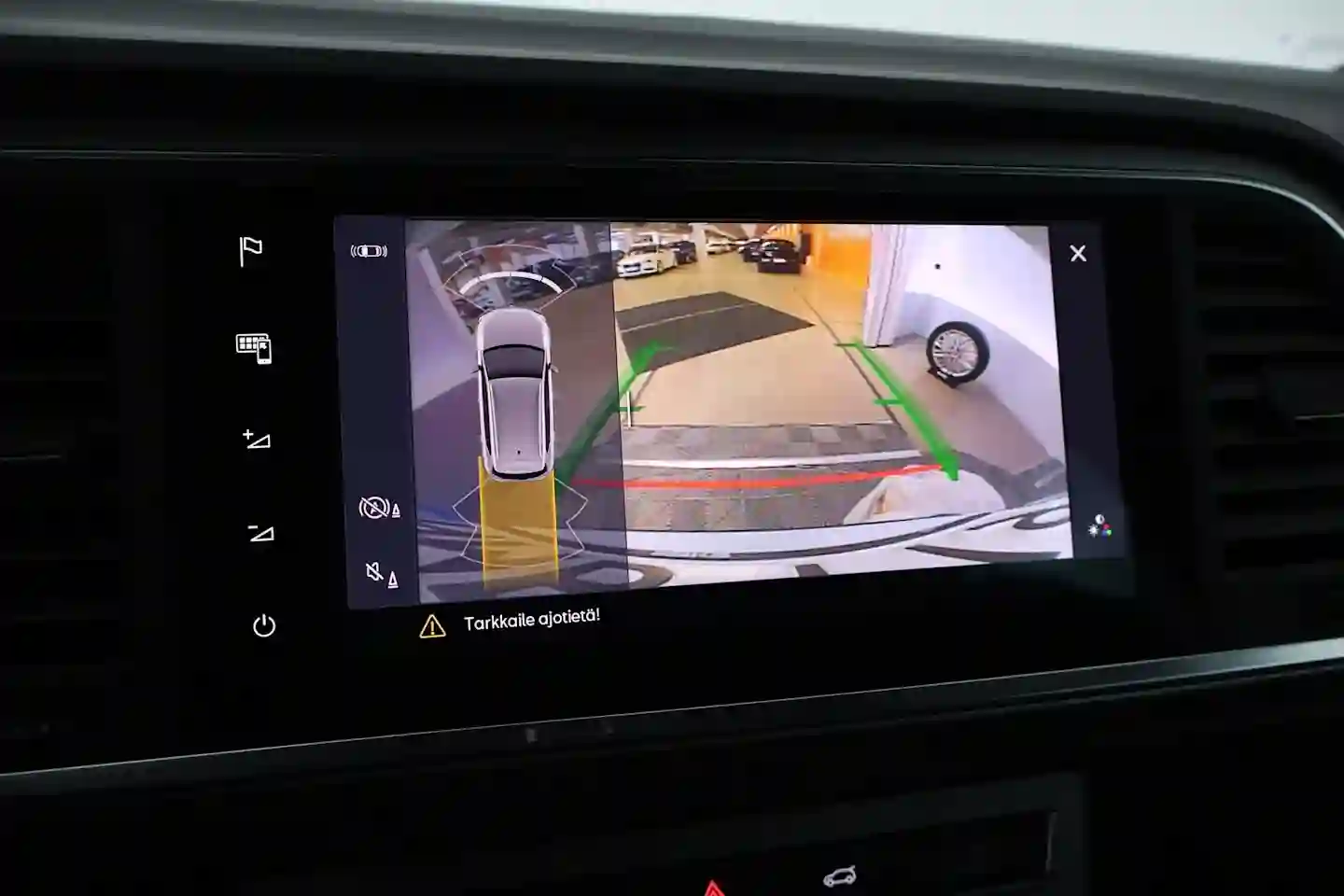 Car Image - 2IDL9CaAIrZQ7dg9oBM20G