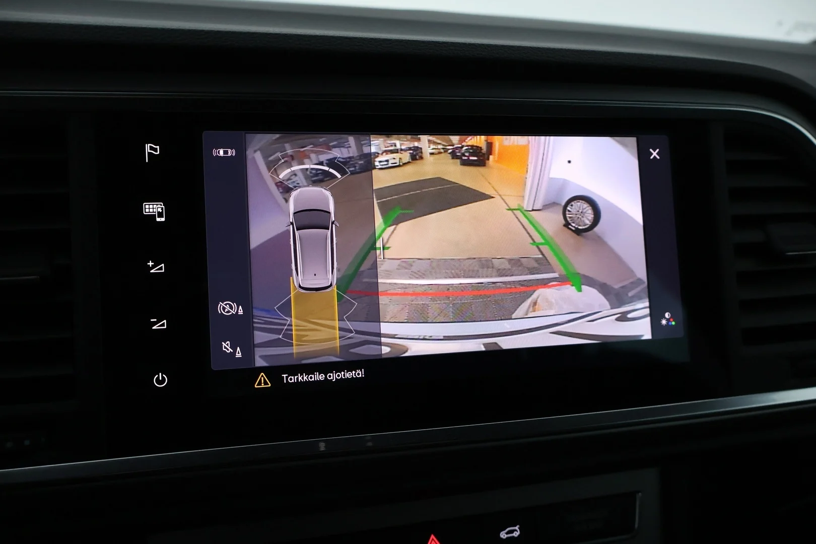 Car Image - 2IDL9CaAIrZQ7dg9oBM20G