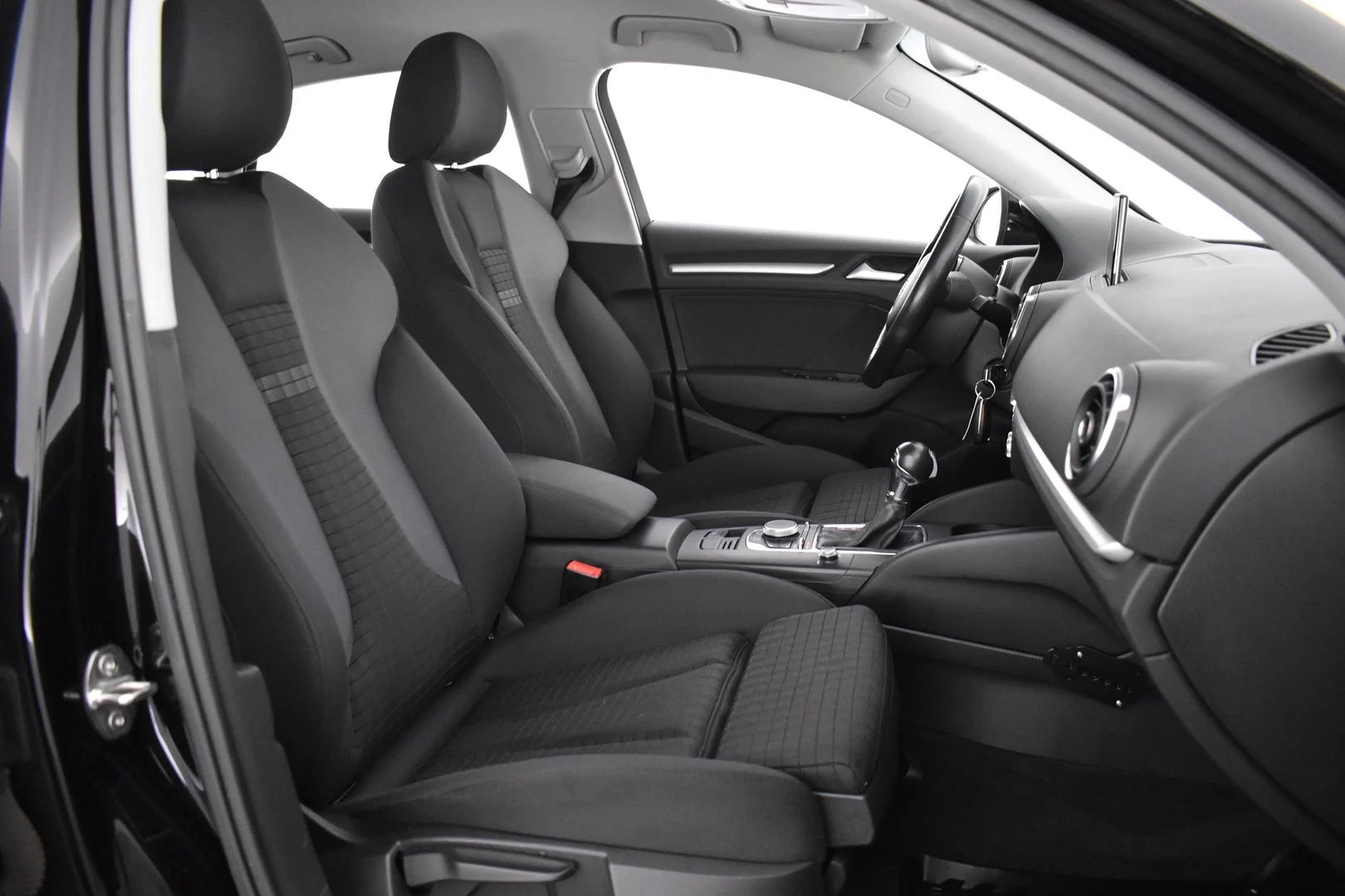 Car Image - 5c9MPwwGquQmJR08Gvpllw