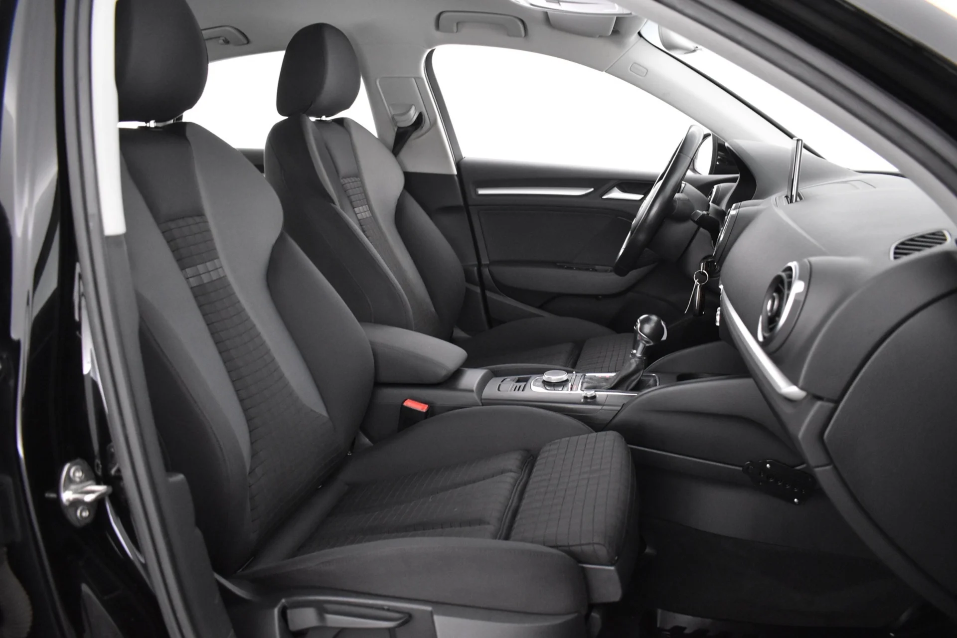 Car Image - 5c9MPwwGquQmJR08Gvpllw