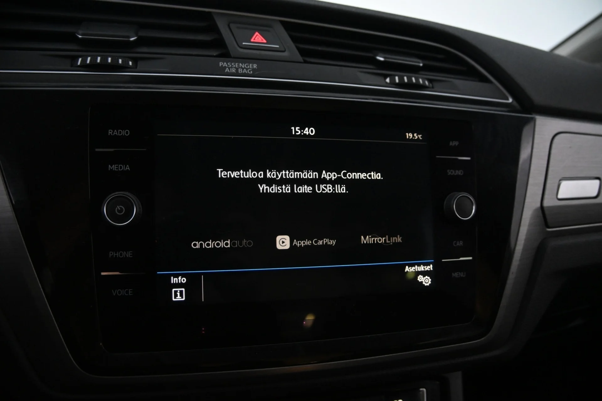 Car Image - 1Cd3Z7xhMYkVK8jQbZvFYl