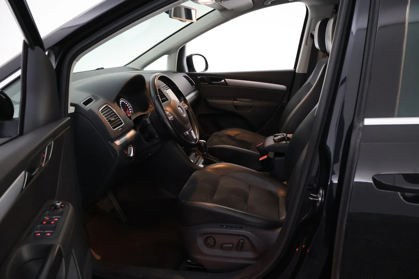 Car Image - 7DZtatoahPqTaLwSv3Ys4h