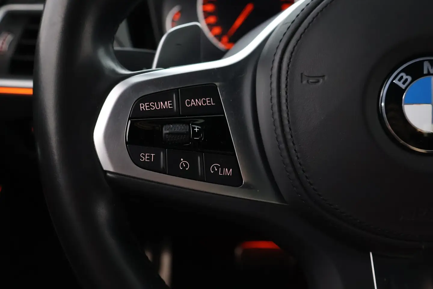 Car Image - 6XAsuCK9Y4ovBjT3lox6yA