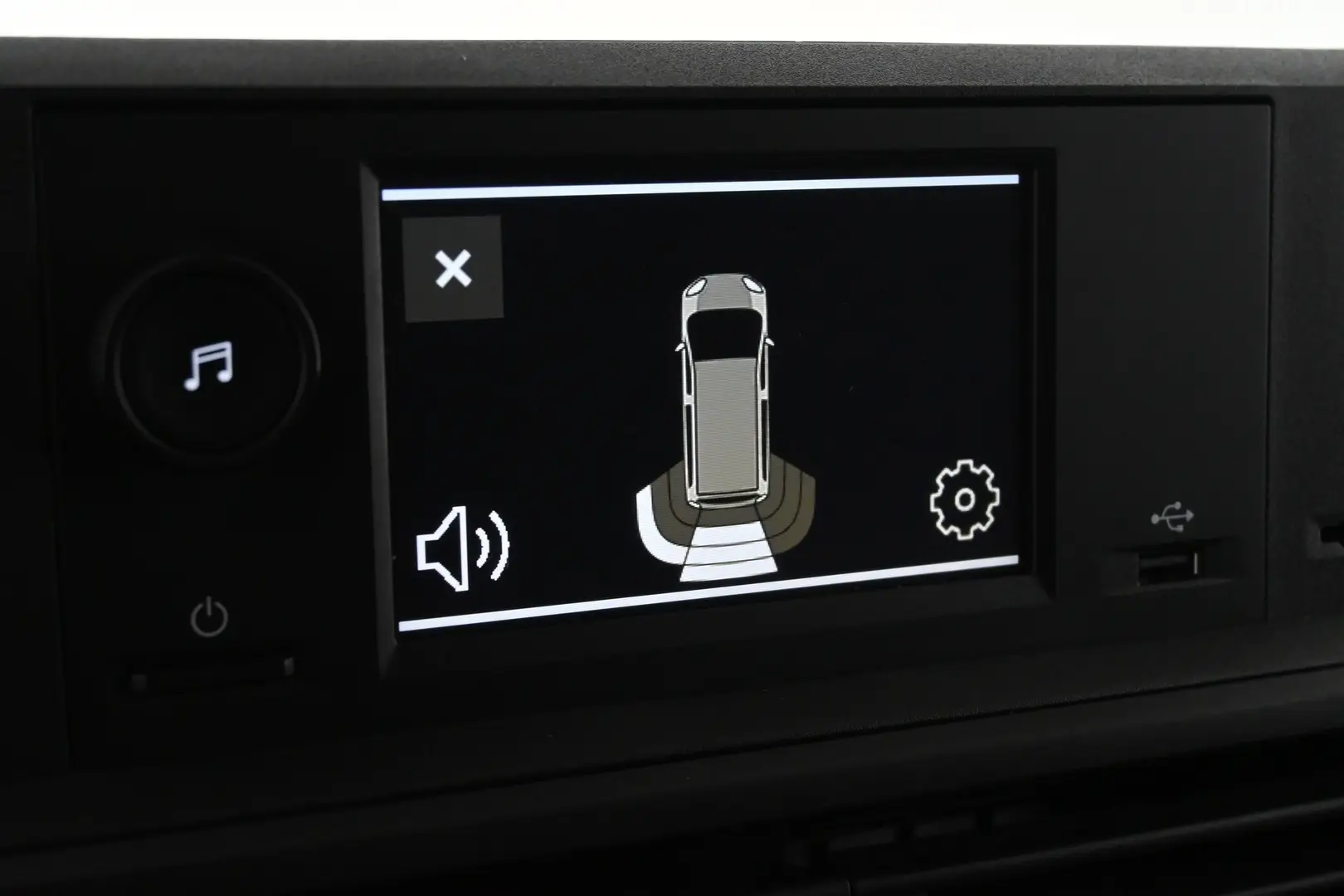 Car Image - 5aPqTAkAYmbvwWbGbHpSTP