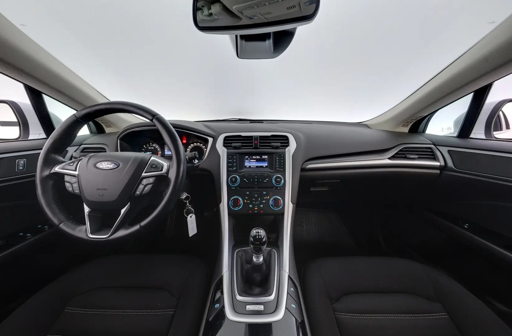 Car Image - 6fXmm6jfspcCfXrKNEWZcB