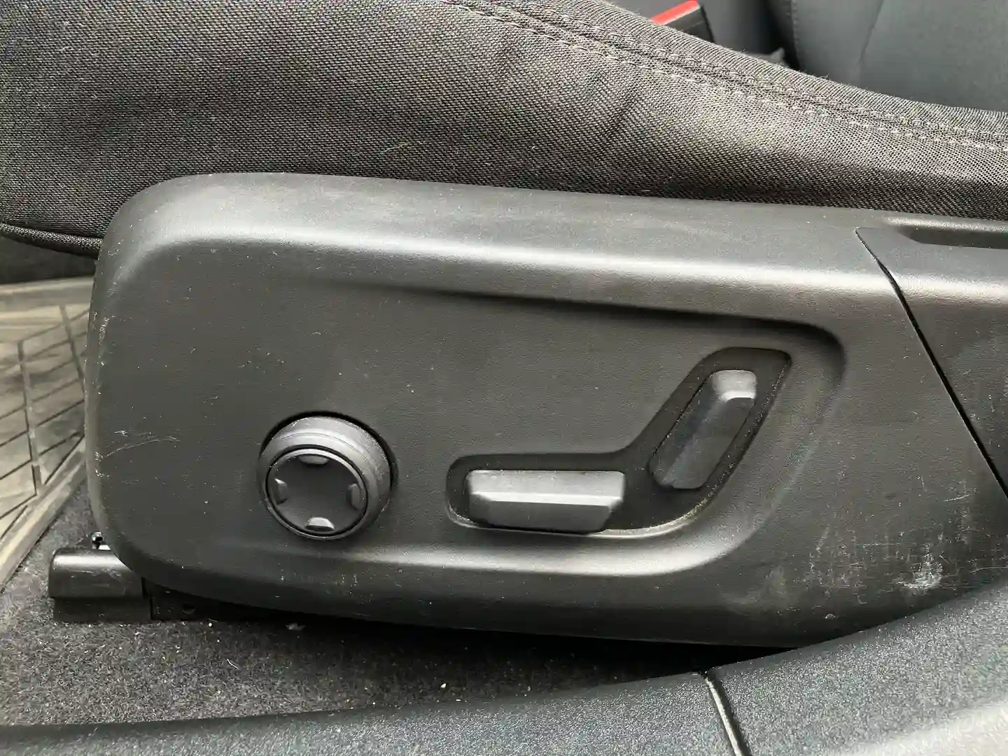 Car Image - 5ghGyalej9GaIXp20F2IQC