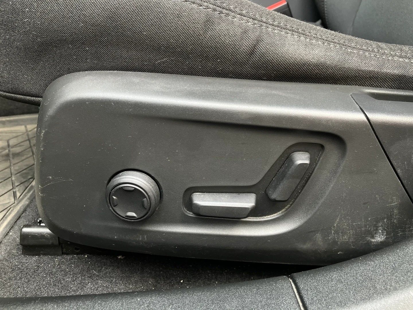 Car Image - 5ghGyalej9GaIXp20F2IQC