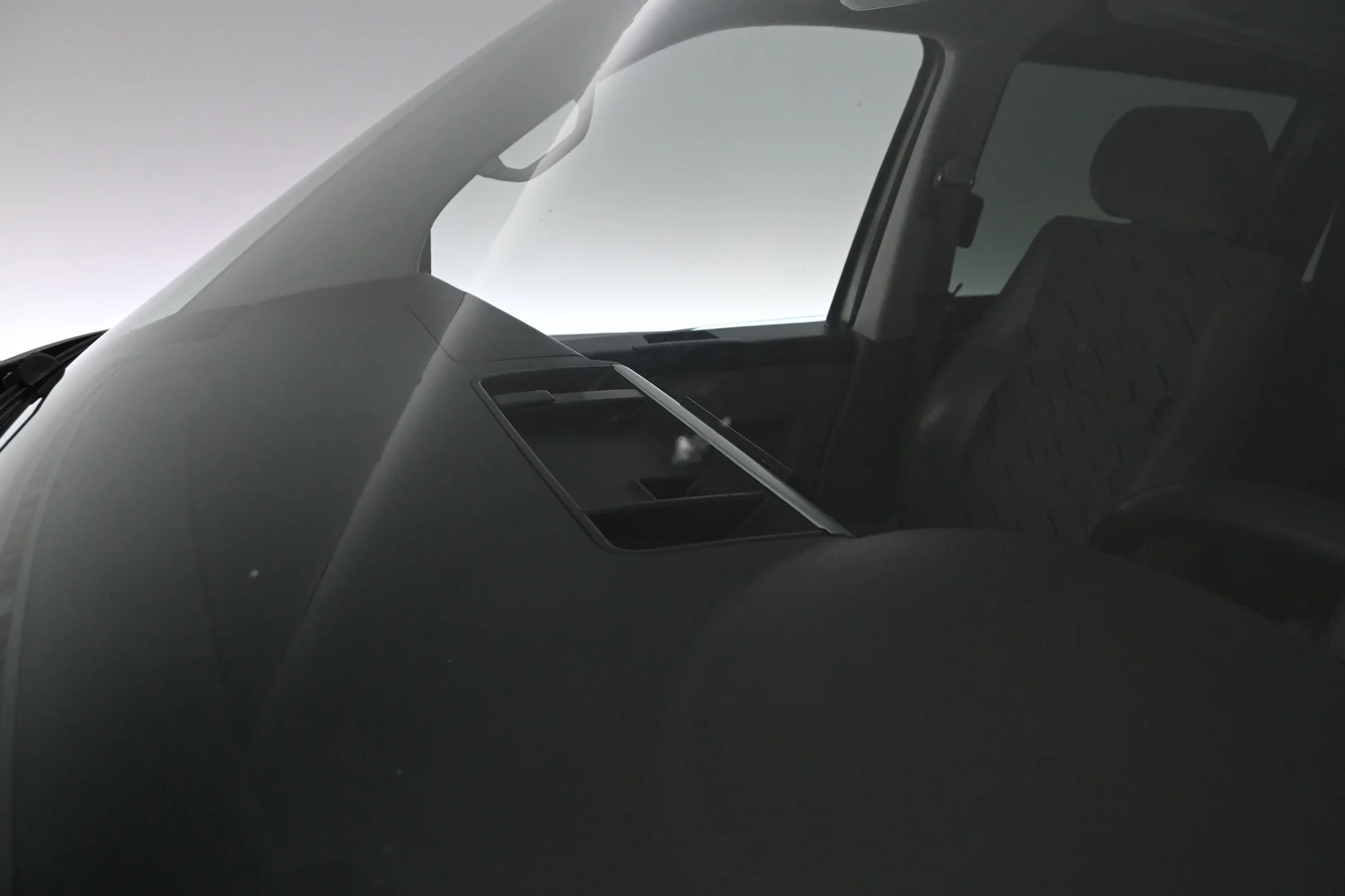 Car Image - 6P2ORH58YCqqdUK6oet6mA