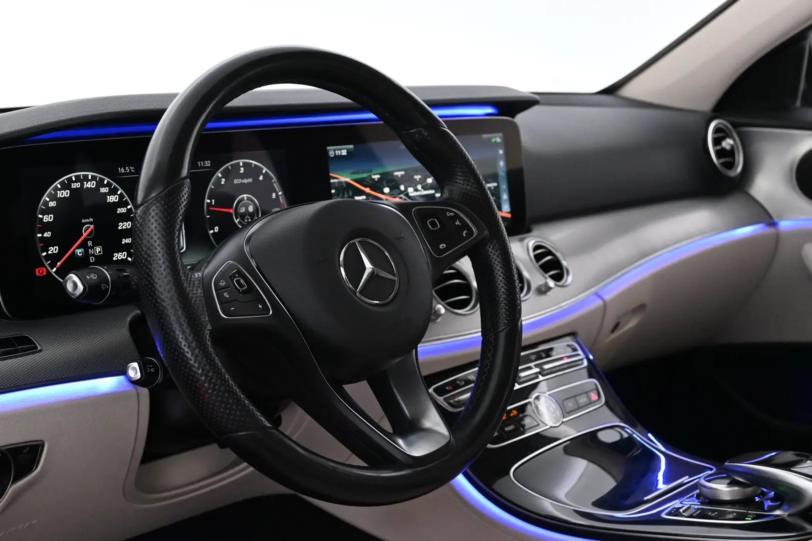 Car Image - 6rU84w8FRS6o0KH0ZQPlxV
