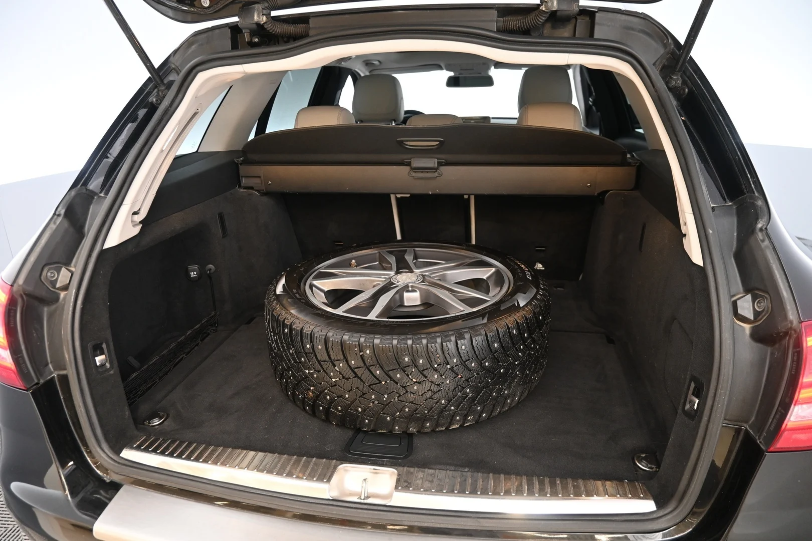 Car Image - 6SpJD0Rnvws8QHctBViLVS