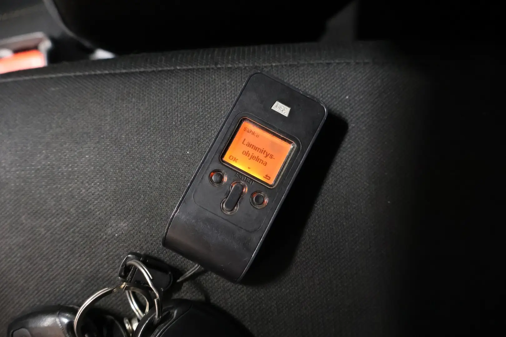 Car Image - 7IgLRWKhIoAHe75xqXLhVr