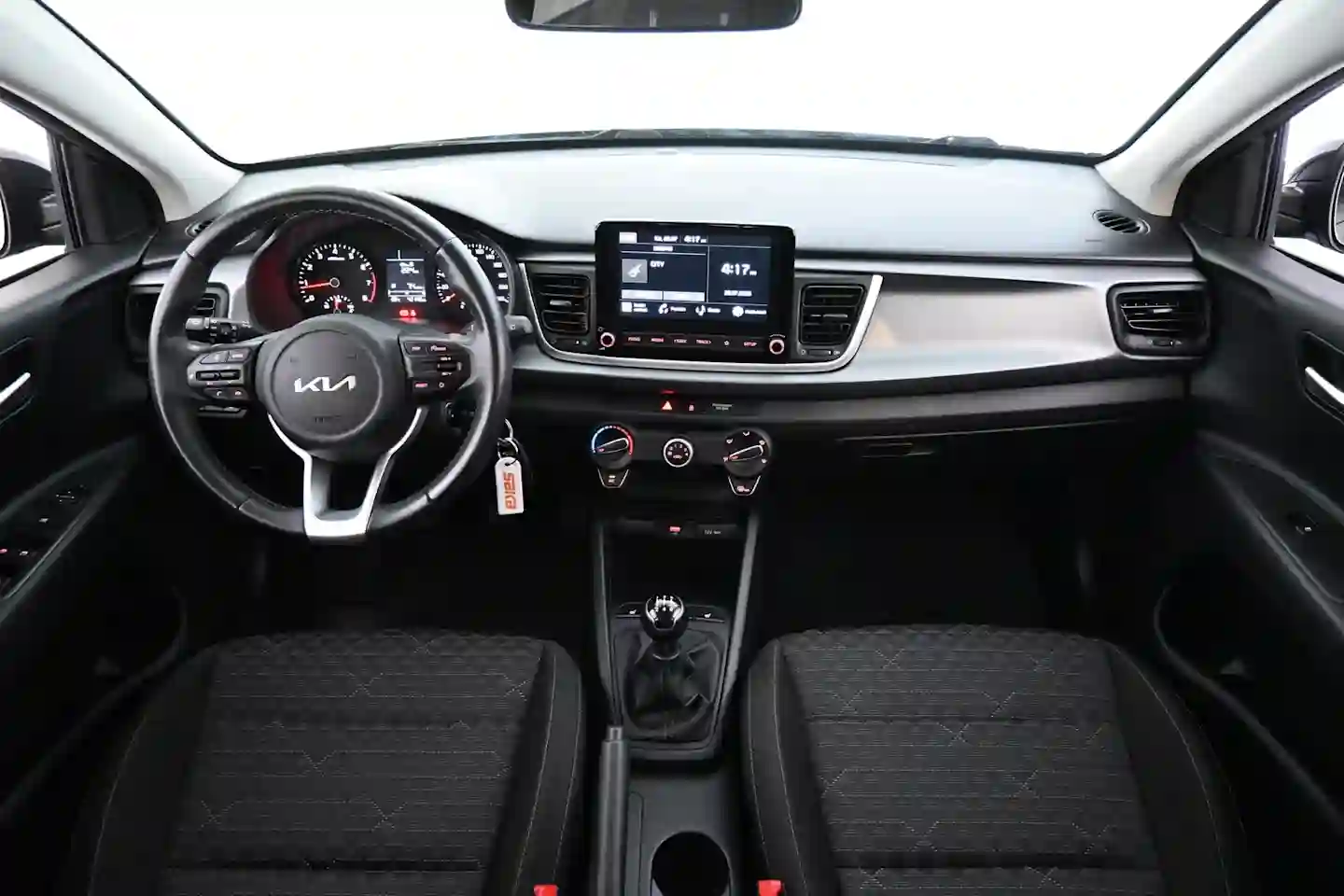 Car Image - 49x0Qn2FvZMzfIWeFQ2OZ4
