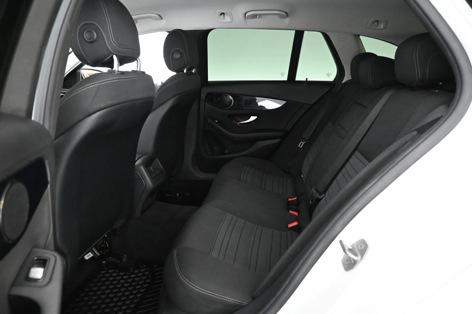 Car Image - 7lRZ0ycyLu7yAIVYkj0iPu