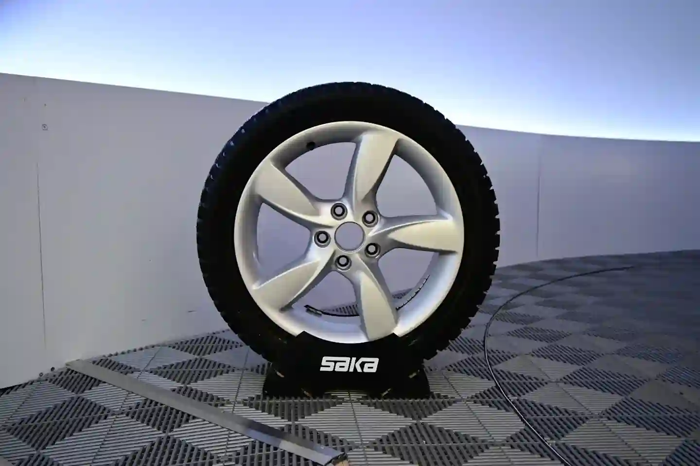 Car Image - 34mVSJTSLluSw5lxdEOEtU