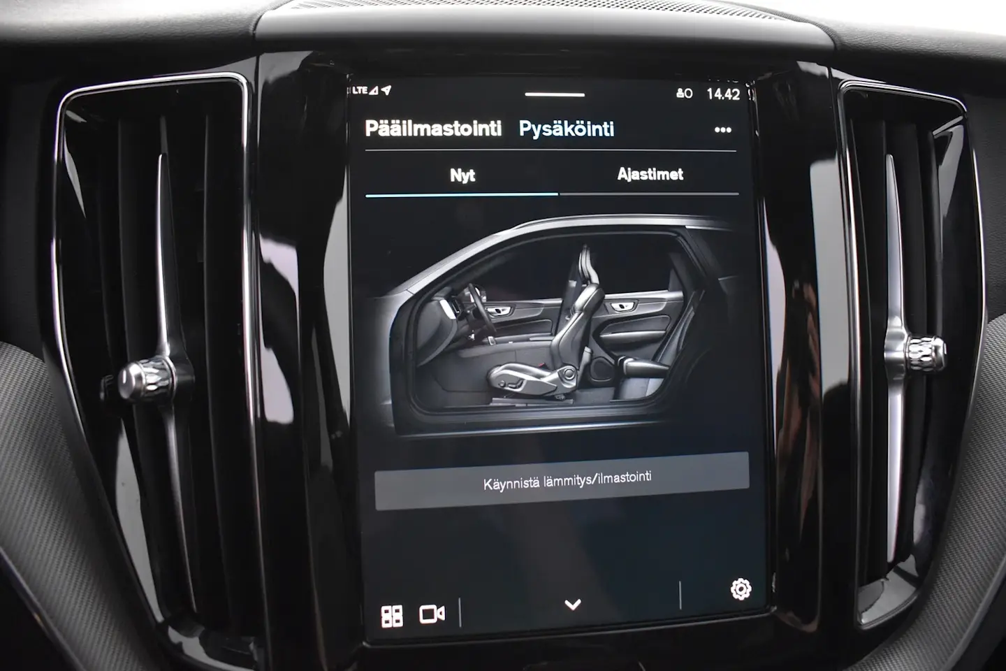 Car Image - 2l8zWTFjzxPQ4ene4M9Mb1