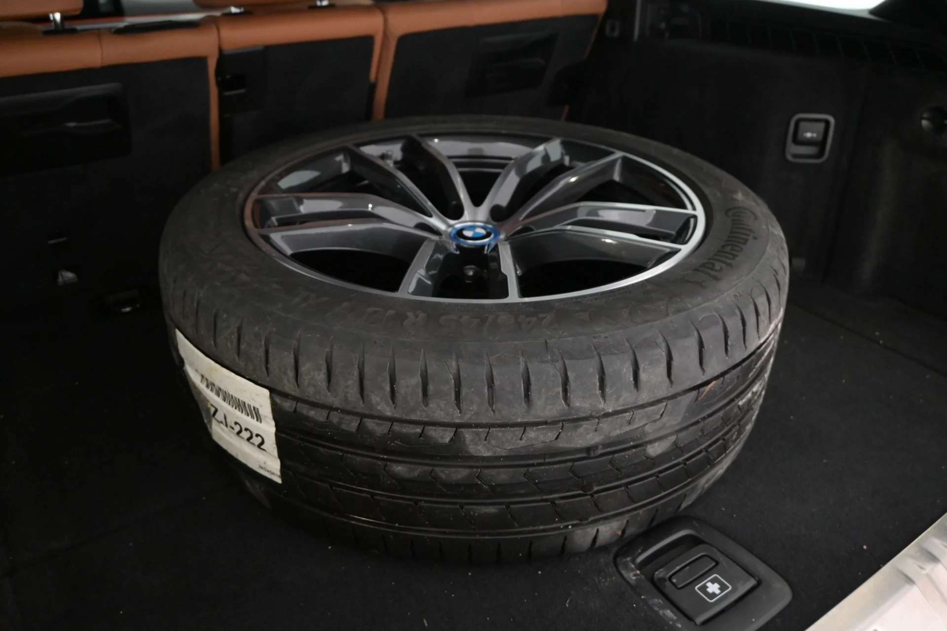 Car Image - 2c4qPDpQS1ZFwbSJcSV5q6