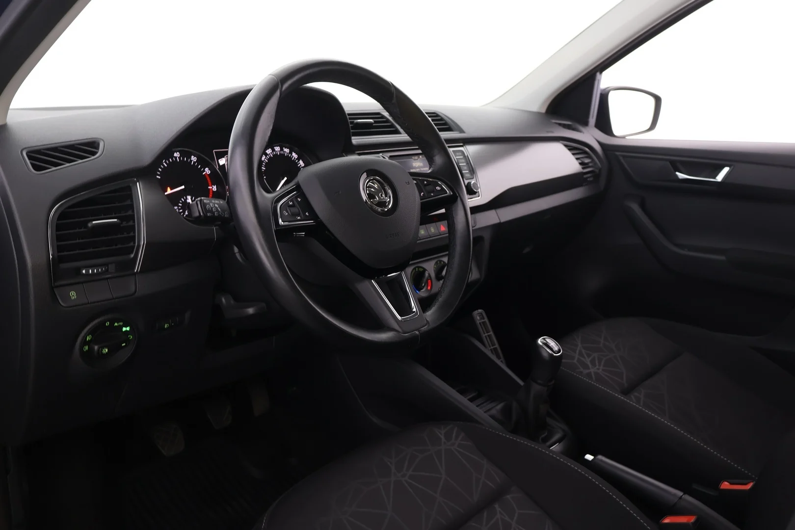Car Image - 72VVdIoJSPVRFYelqhtr96